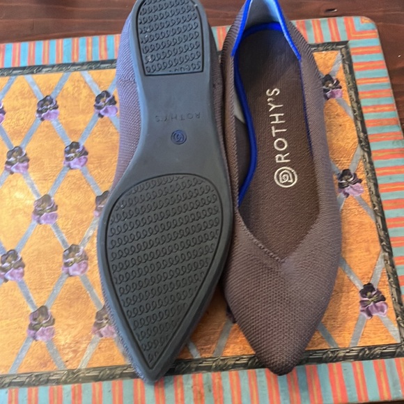 Rothy’s mink points size 8.   Exc. condition photo looks more purple than mink - Picture 4 of 7